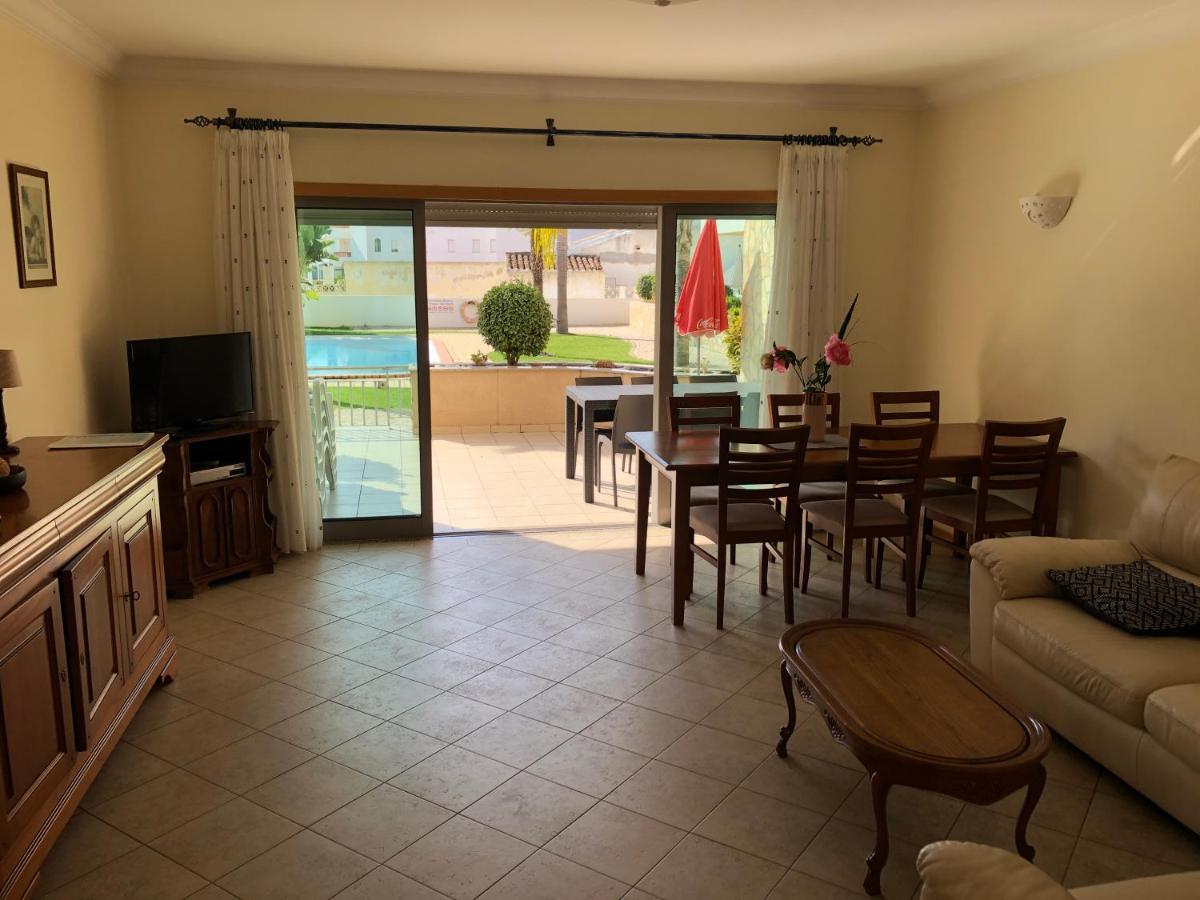 Apartamentos Pomba Branca Olhos de Agua  Zewnętrze zdjęcie